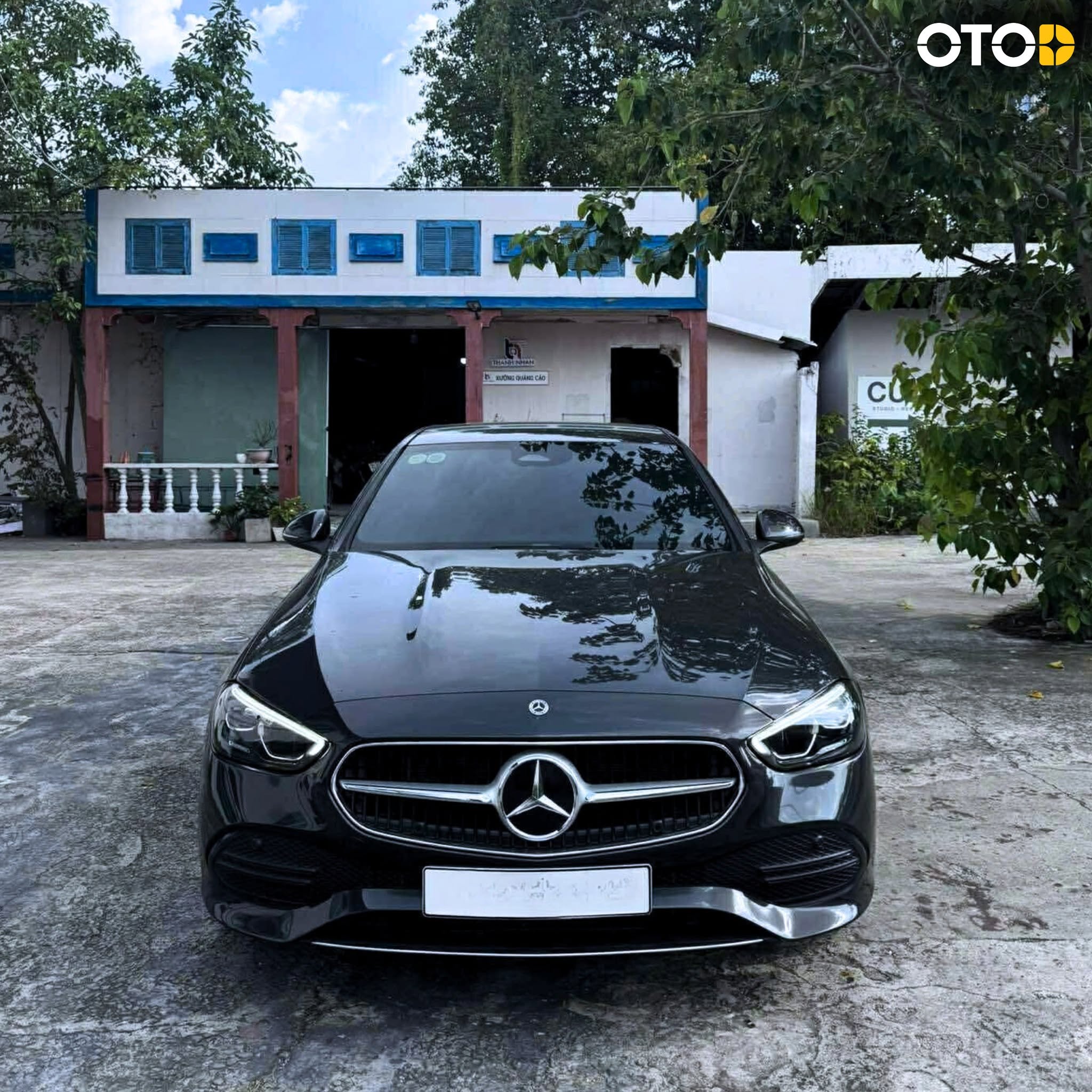 Xe luôn được chuẩn bị sẵn tại địa điểm tối thiểu 30 phút trước khi bàn giao