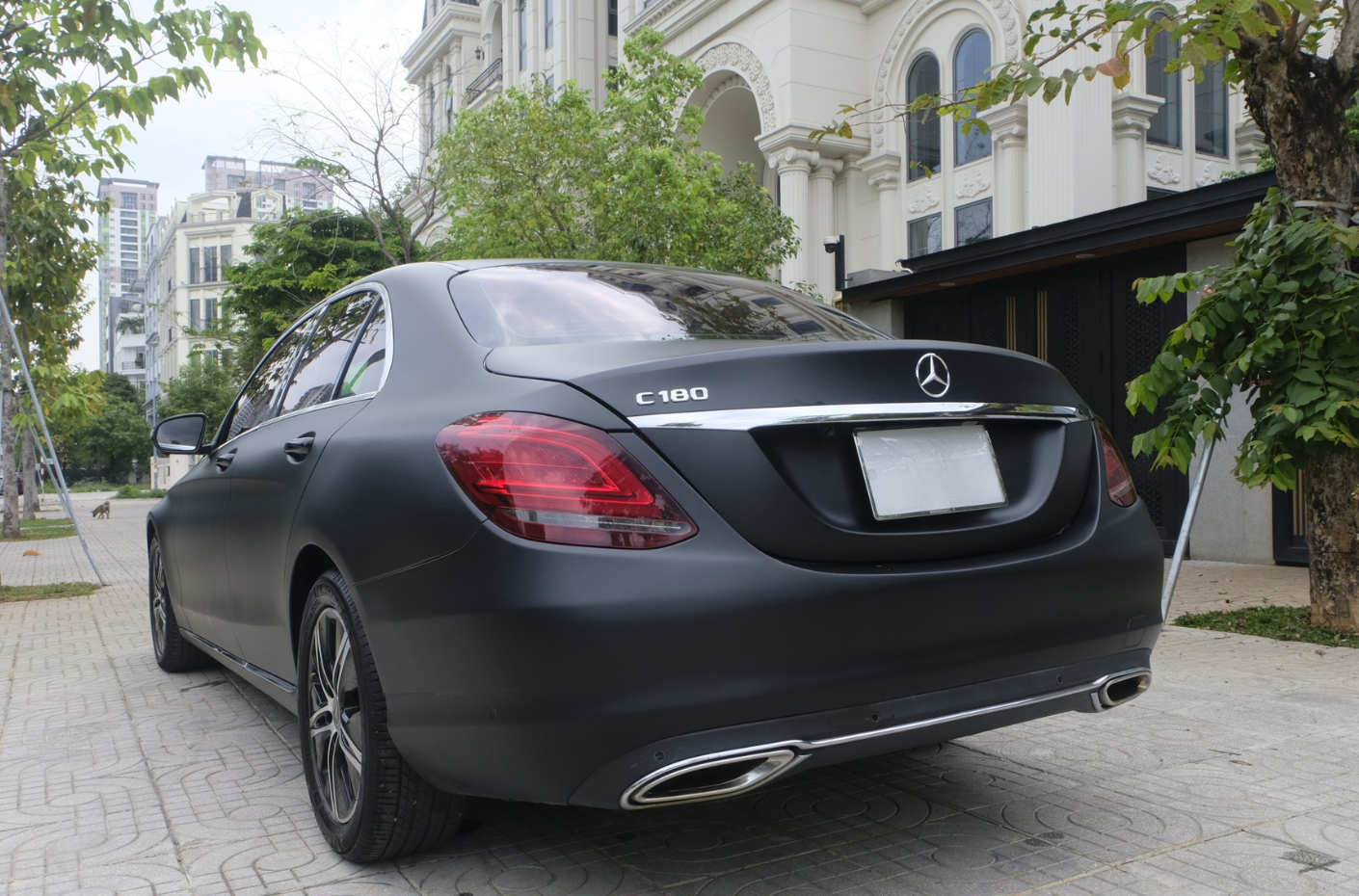 Mercedes C180 2019 (đen nhám)