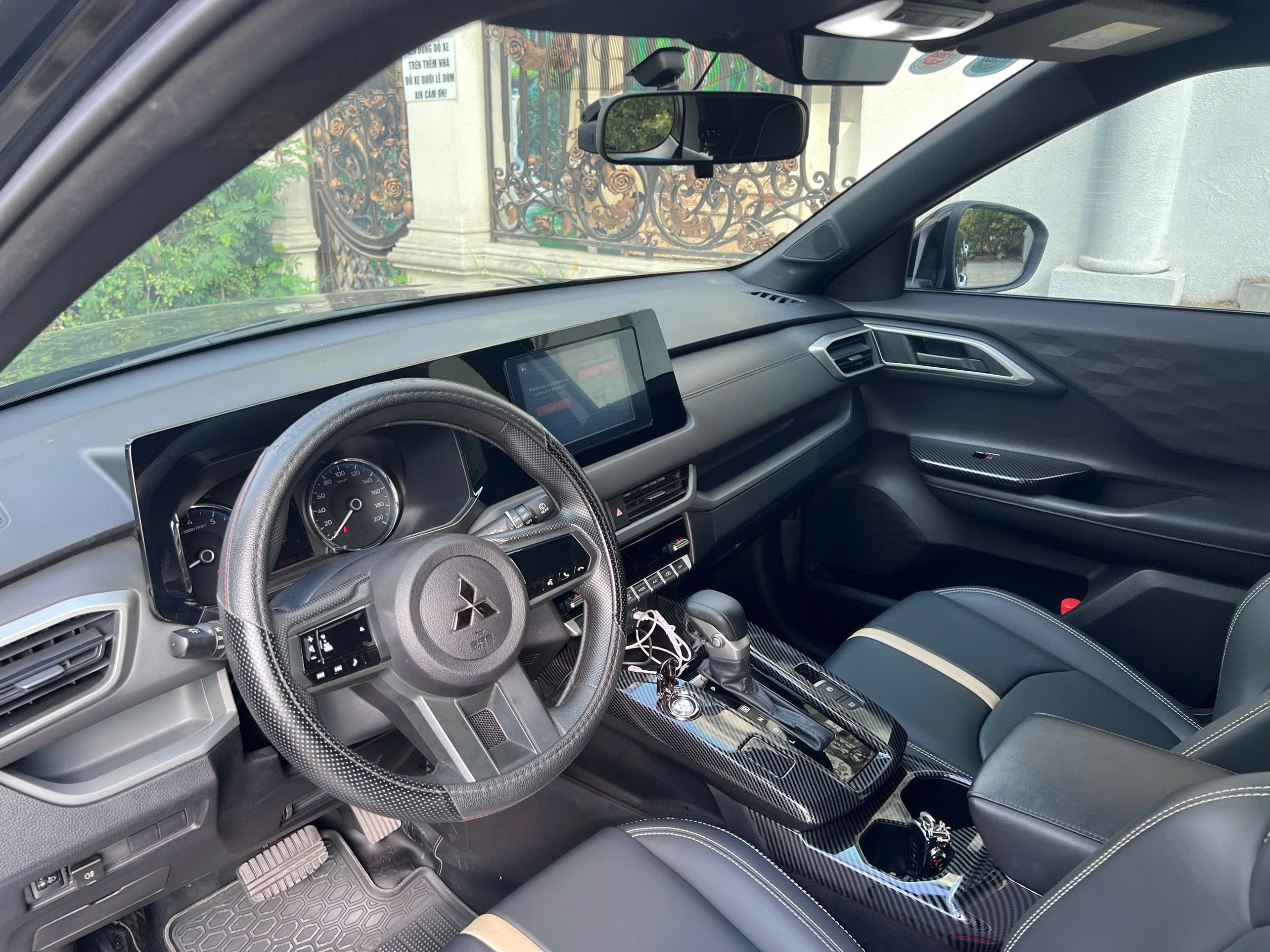 Mitsubishi xforce exceed 2024