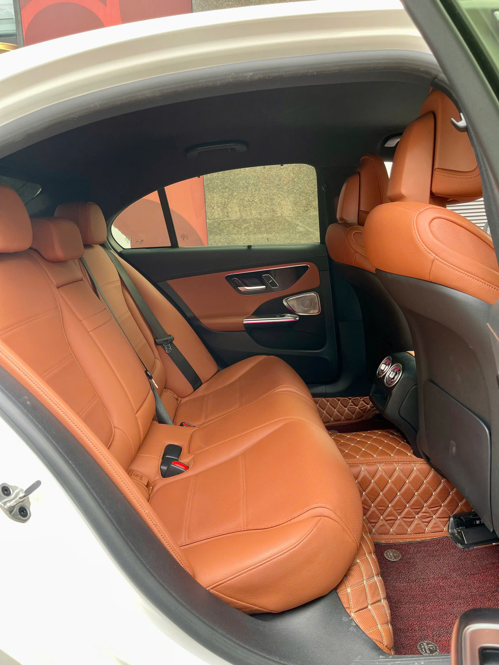 Mercedes C200 2023 (Body C300)