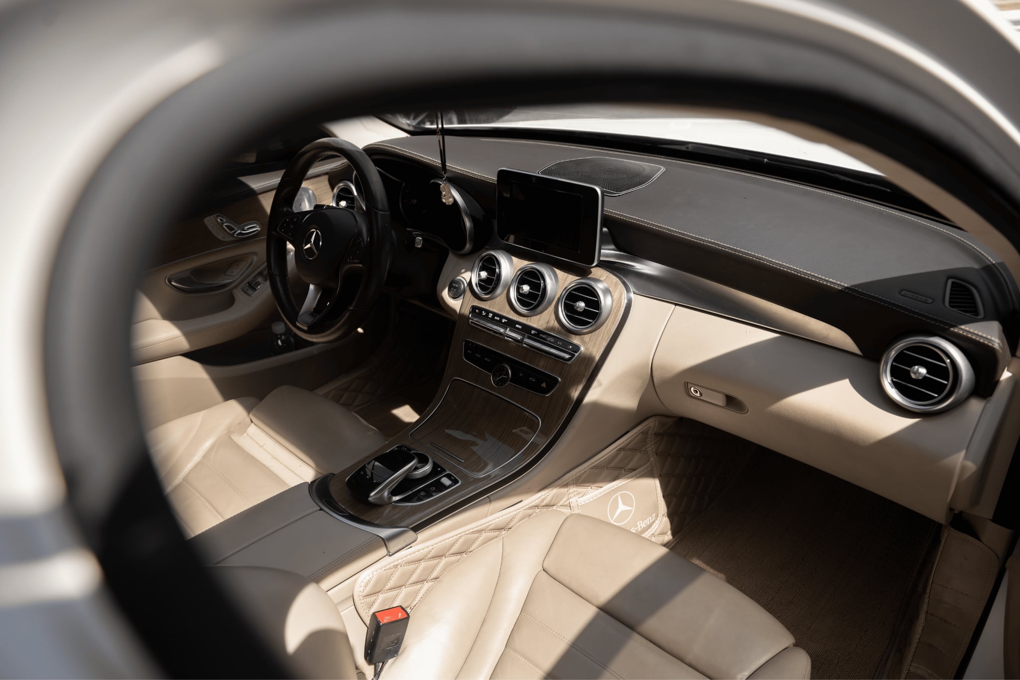 MERCEDES C250 EXCLUSIVE